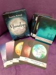 Moonology – Das Mond-Orakel - Kartenset und Buch