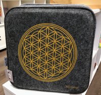 (Bild für) Sitzkissen dunkelgrau - Blume des Lebens - gold - 34*34 cm